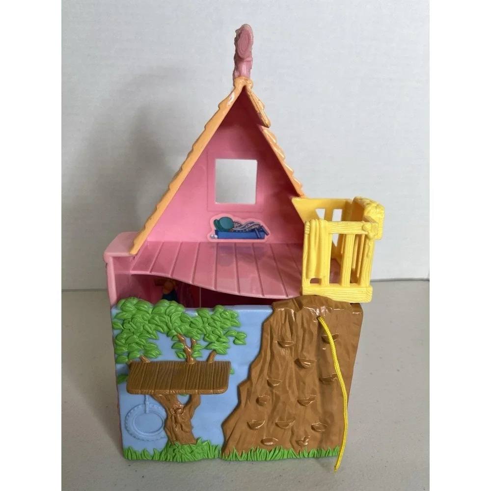 Fisher-Price camp cabin